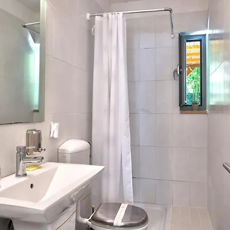 Laura Apartman